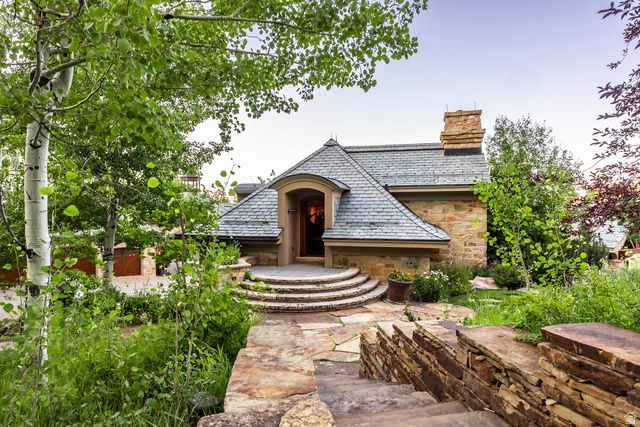 17 WHITE PINE CANYON RD, Park City, UT 84060
