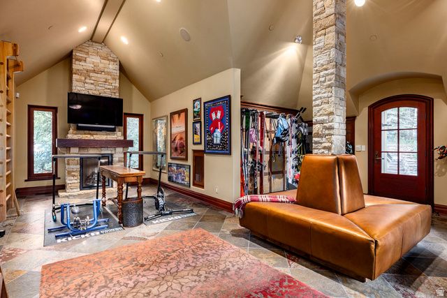 17 WHITE PINE CANYON RD, Park City, UT 84060
