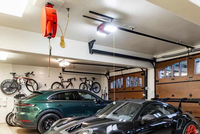 17 WHITE PINE CANYON RD, Park City, UT 84060