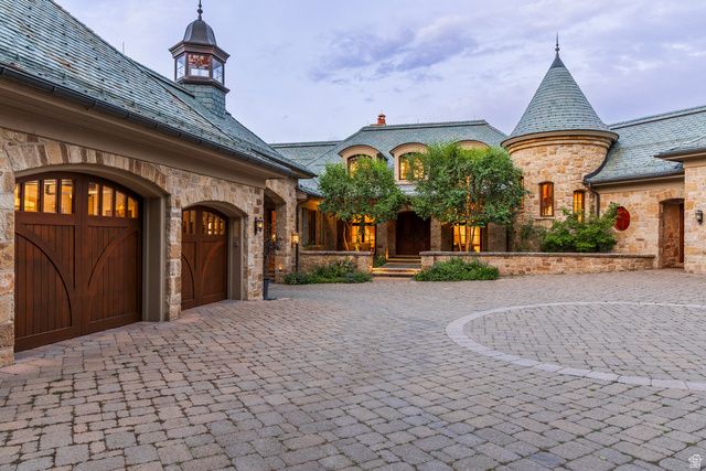 17 WHITE PINE CANYON RD, Park City, UT 84060