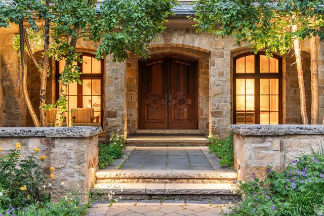 17 WHITE PINE CANYON RD, Park City, UT 84060