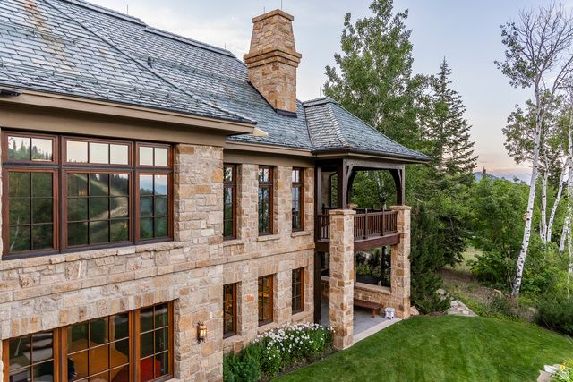 17 WHITE PINE CANYON RD, Park City, UT 84060