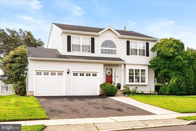 16 JERRYS DR, Burlington, NJ 08016