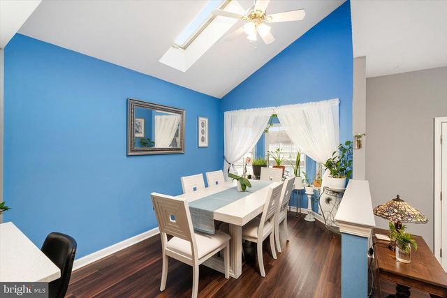 16 JERRYS DR, Burlington, NJ 08016