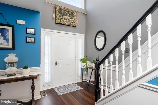 16 JERRYS DR, Burlington, NJ 08016
