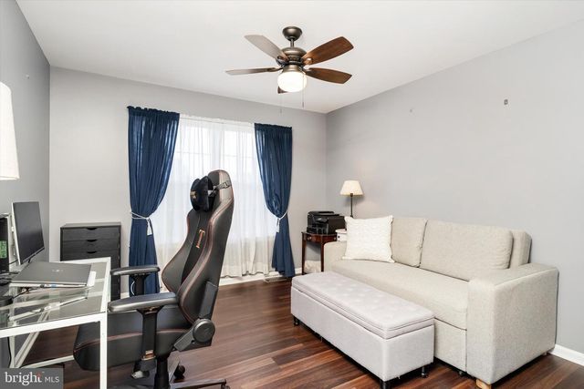16 JERRYS DR, Burlington, NJ 08016