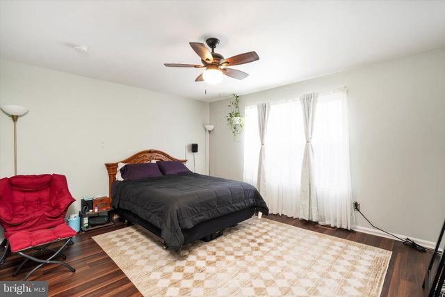 16 JERRYS DR, Burlington, NJ 08016