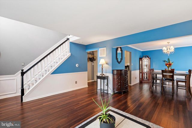 16 JERRYS DR, Burlington, NJ 08016