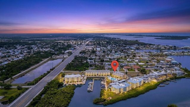 1950 OREGON TRAIL 1A, Englewood, FL 34224