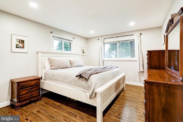 1562 VISTA RD, Lancaster, PA 17601