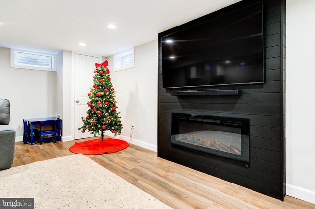 1562 VISTA RD, Lancaster, PA 17601