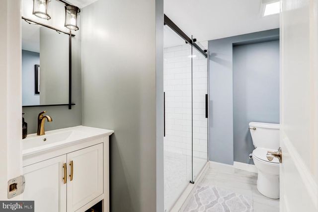 1562 VISTA RD, Lancaster, PA 17601