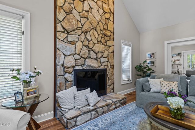 10709 E Bridgford Drive, Cary, NC 27518