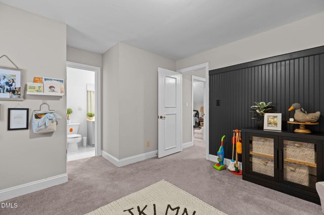 10709 E Bridgford Drive, Cary, NC 27518