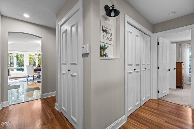 10709 E Bridgford Drive, Cary, NC 27518