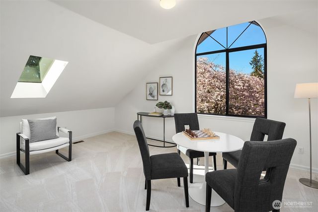 15805 SE 16th Street, Bellevue, WA 98008