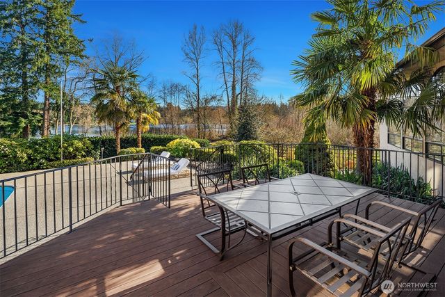 15805 SE 16th Street, Bellevue, WA 98008