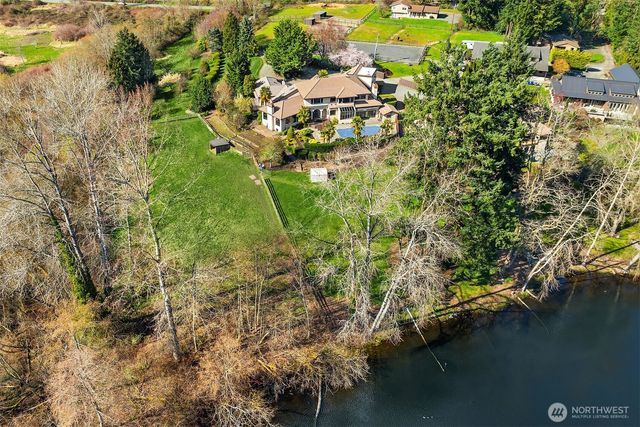 15805 SE 16th Street, Bellevue, WA 98008