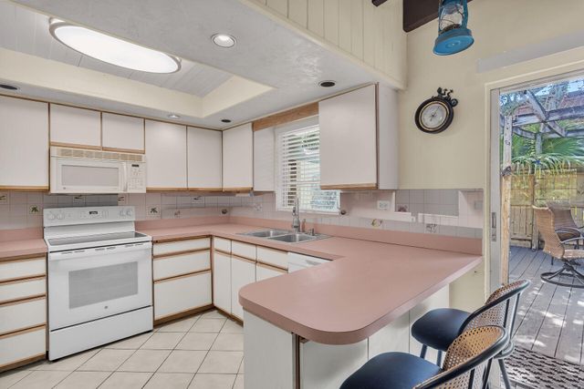 5353 Dogwood Dell Street, Marathon, FL 33050