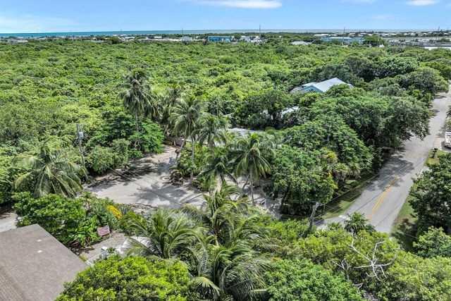 5353 Dogwood Dell Street, Marathon, FL 33050