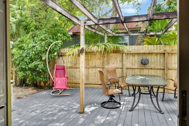 5353 Dogwood Dell Street, Marathon, FL 33050