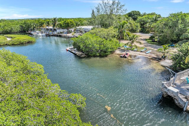 5353 Dogwood Dell Street, Marathon, FL 33050