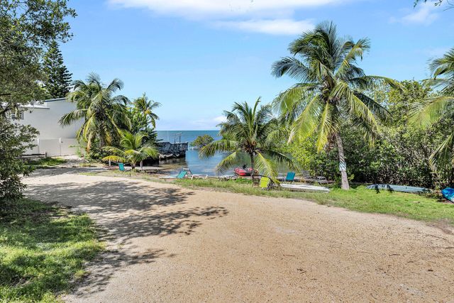 5353 Dogwood Dell Street, Marathon, FL 33050