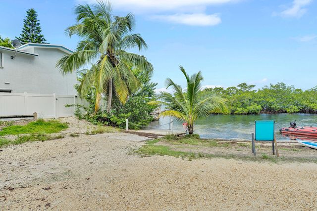 5353 Dogwood Dell Street, Marathon, FL 33050