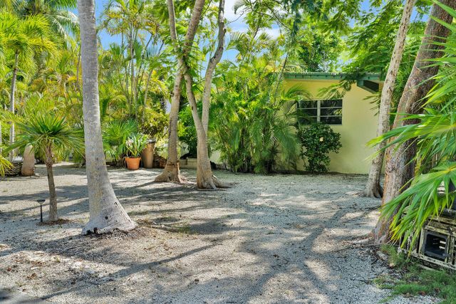 5353 Dogwood Dell Street, Marathon, FL 33050