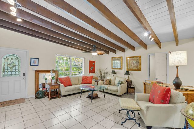 5353 Dogwood Dell Street, Marathon, FL 33050