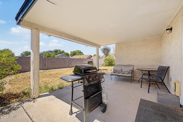 8833 E DALLAS Street, Mesa, AZ 85207