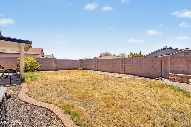 8833 E DALLAS Street, Mesa, AZ 85207