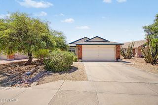 8833 E DALLAS Street, Mesa, AZ 85207