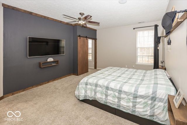 4162 S Woodtrail Lane, New Palestine, IN 46163