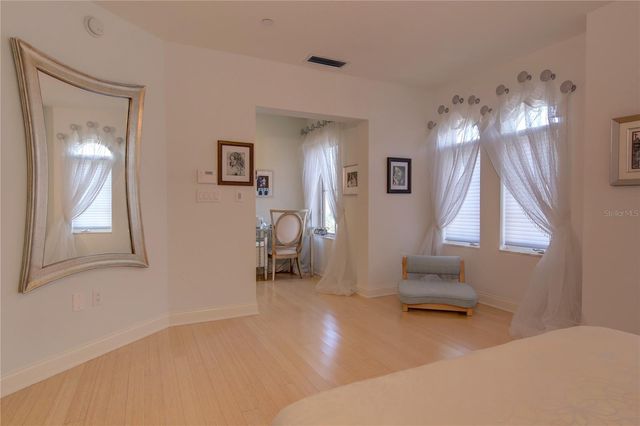 505 MANDALAY AVE 62, Clearwater Beach, FL 33767