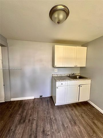 6326 NW 4th Avenue 4, Miami, FL 33150