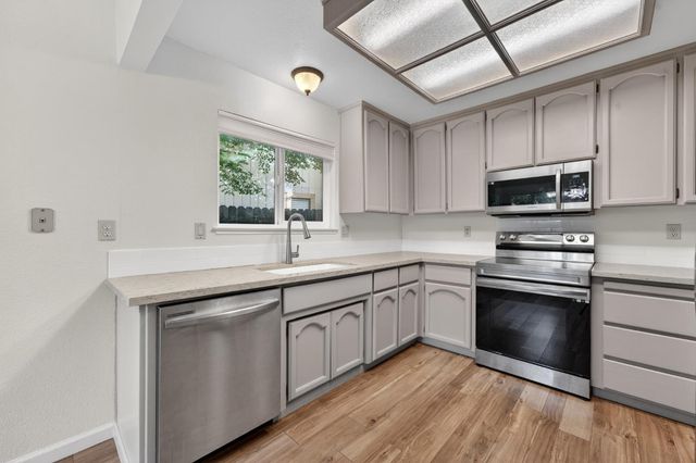 4714 Monument Dr, Sacramento, CA 95842