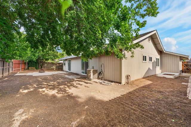 4714 Monument Dr, Sacramento, CA 95842