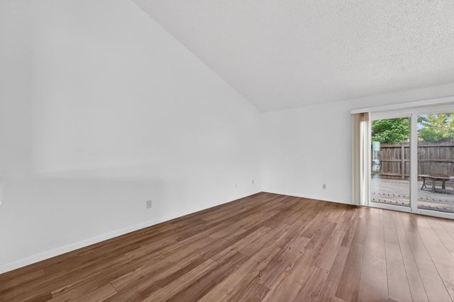 4714 Monument Dr, Sacramento, CA 95842