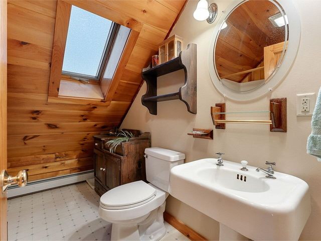 657 Maple Street, Waltham, VT 05491