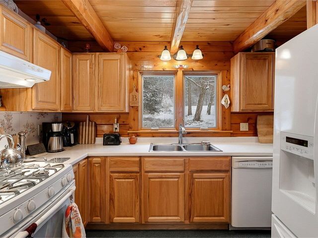 657 Maple Street, Waltham, VT 05491