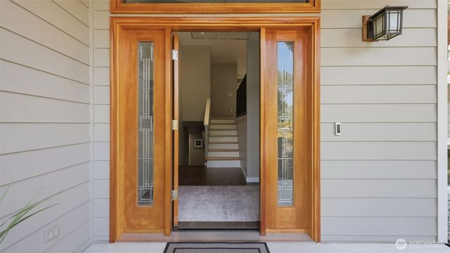 1703 128th Avenue SE, Bellevue, WA 98005