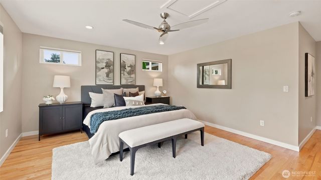 1703 128th Avenue SE, Bellevue, WA 98005