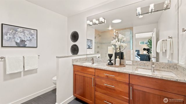1703 128th Avenue SE, Bellevue, WA 98005