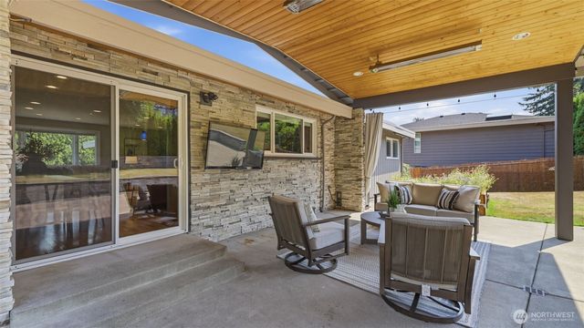 1703 128th Avenue SE, Bellevue, WA 98005
