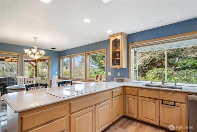 520 Grandview Drive, Sequim, WA 98382