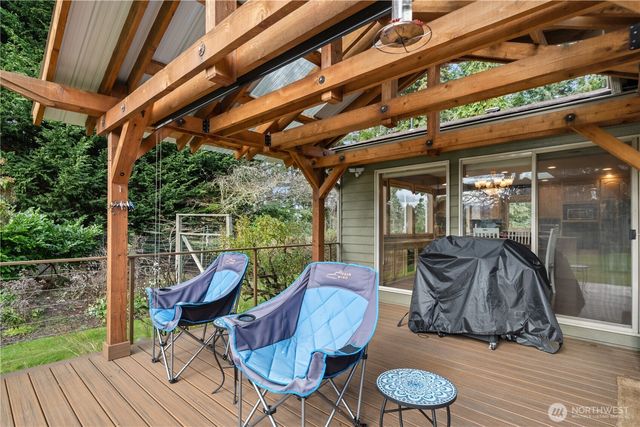 520 Grandview Drive, Sequim, WA 98382