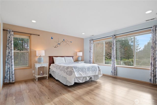 520 Grandview Drive, Sequim, WA 98382