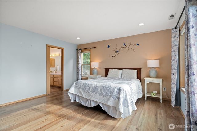 520 Grandview Drive, Sequim, WA 98382