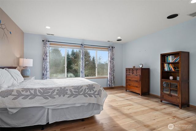 520 Grandview Drive, Sequim, WA 98382